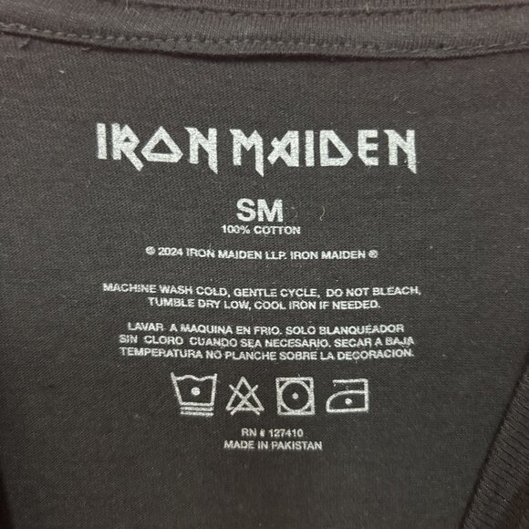 Iron Maiden Days of Futures Past 2024 Tour Black T-Shirt Small/ Medium - Picture 5 of 5